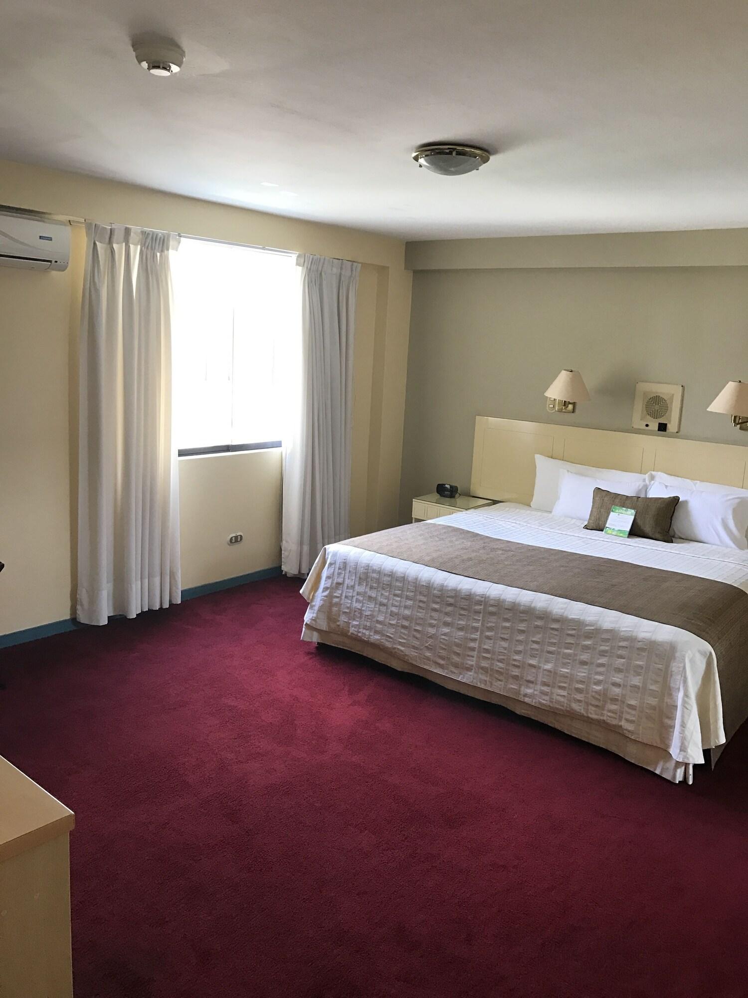Embajadores Hotel Лима Екстериор снимка