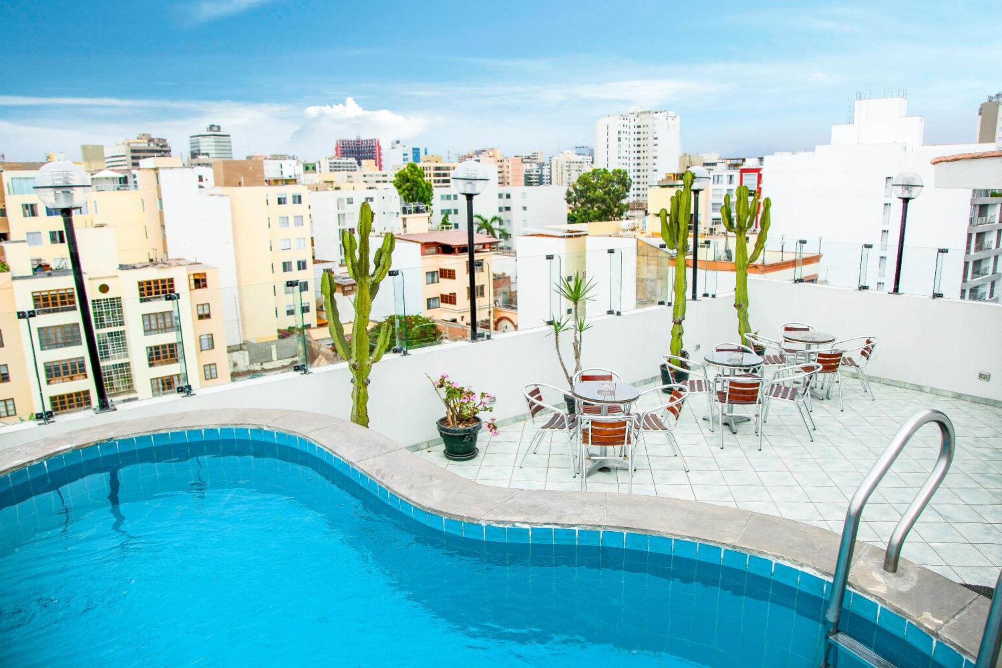 Embajadores Hotel Лима Екстериор снимка