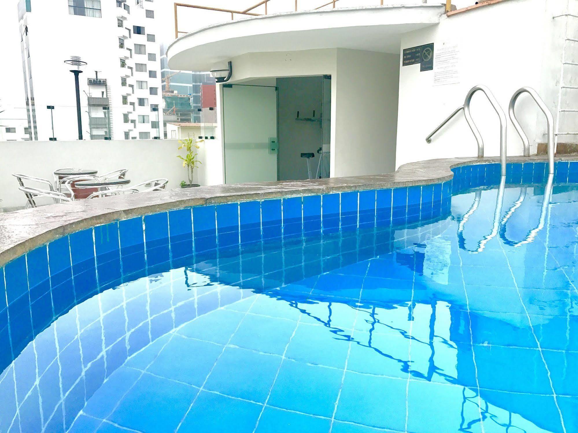 Embajadores Hotel Лима Екстериор снимка